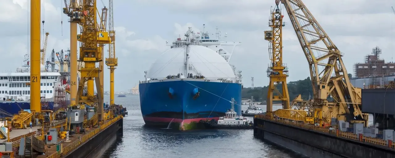 Строительство нового терминала сжиженного природного газа в Василико заморожено