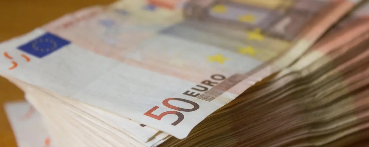 Law on cash transactions over €10,000 in Cyprus reviewed