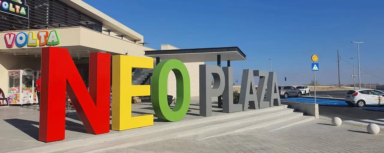 Аутлет Neo Plaza в Никосии выставили на аукцион