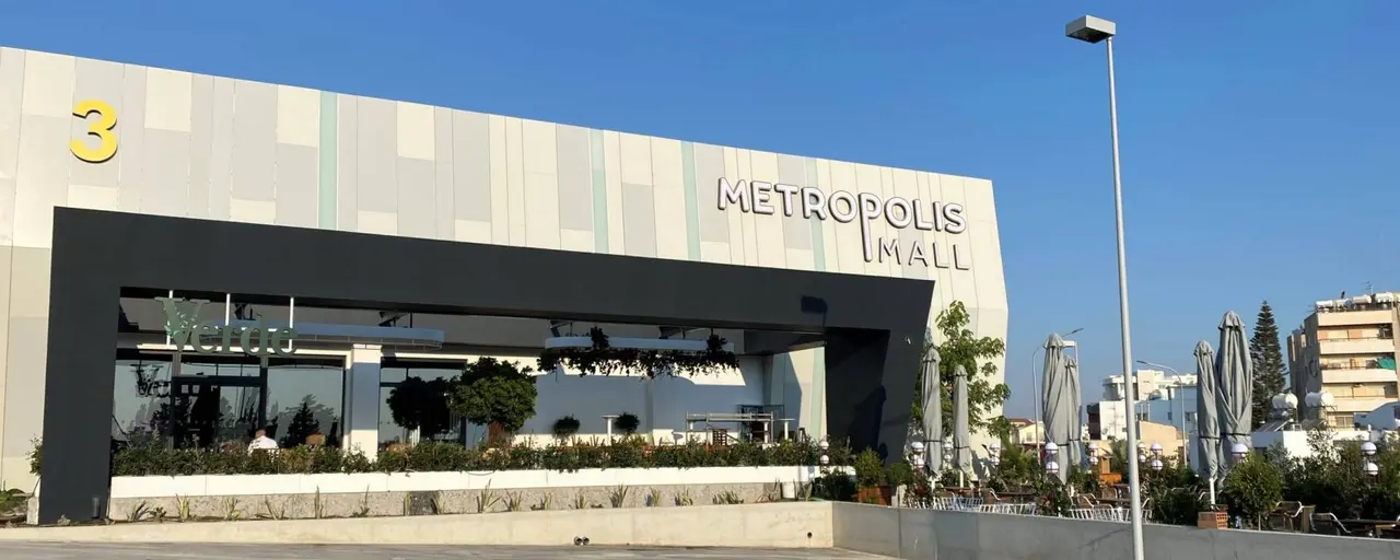 Larnaca Mall Finally Opens