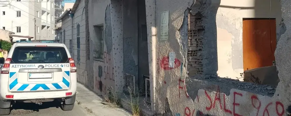 В Ларнаке обнаружили 889 опасных зданий