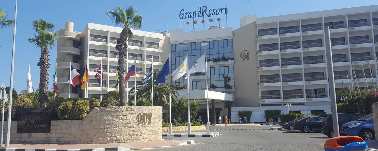 Grand Resort Hotel in Limassol passed into hands of Israeli investor