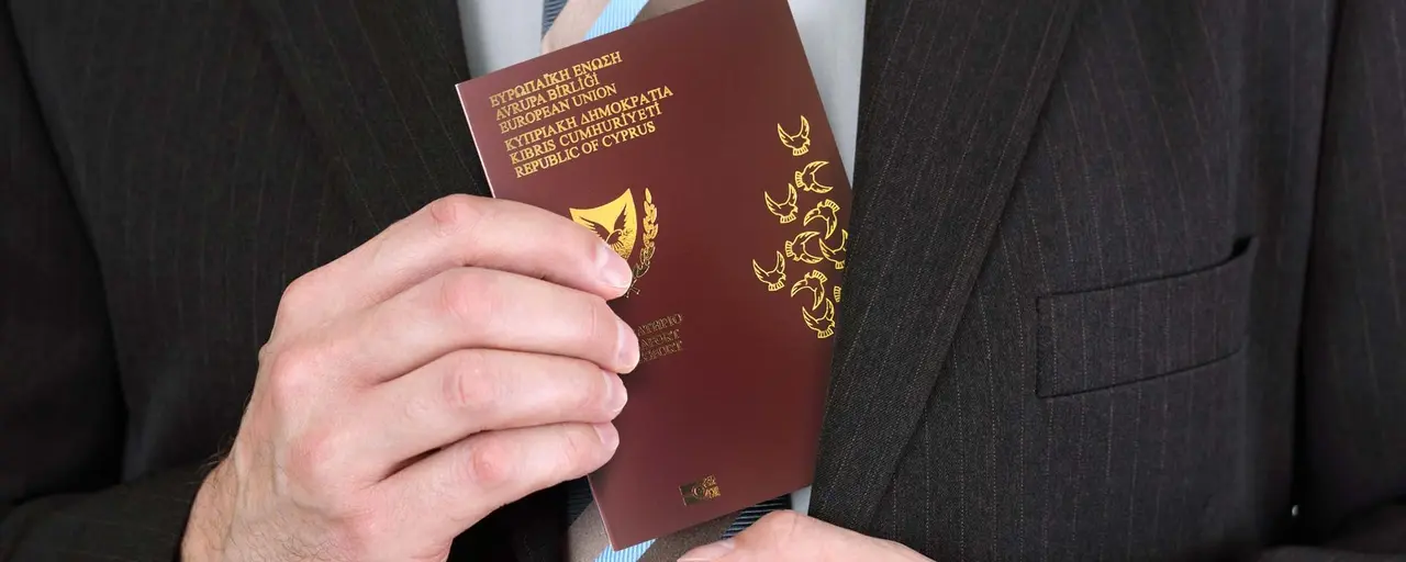 Кипр не будет массово забирать паспорта у иностранных инвесторов и их родственников