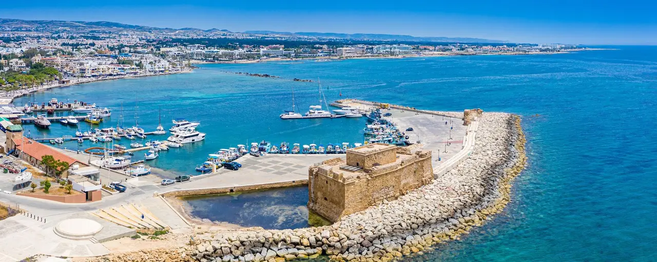A modern tourist information center will be built in Paphos