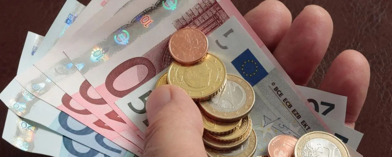 На Кипре поднимут минимальную заработную плату