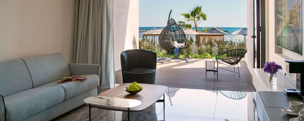 New Hotel Opens in Larnaca