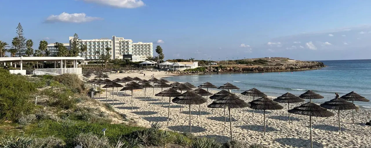 Nissi Beach в Айя-Напе попал в список самых популярных пляжей мира