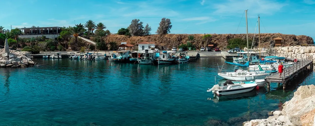TOP 10 cities and towns in Cyprus: advantages and disadvantages of buying property there
