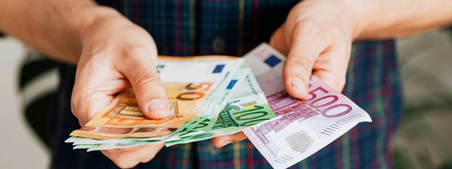 Household Debt Significantly Reduces in Cyprus