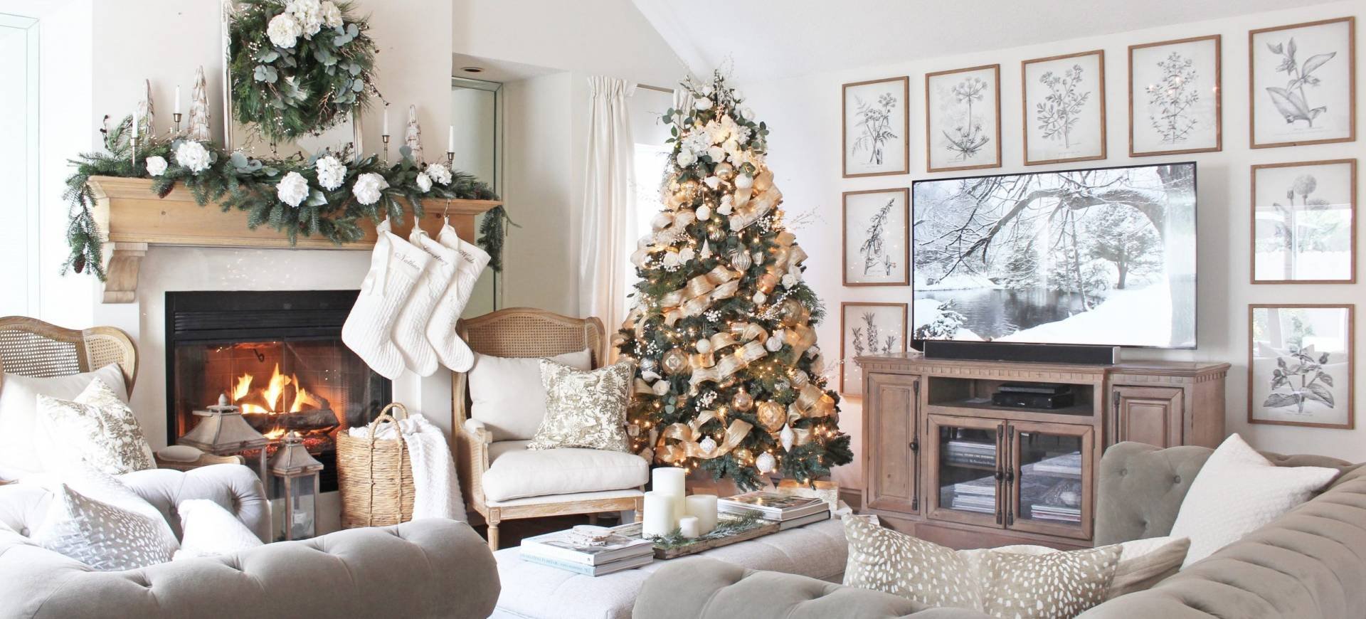 Top 10 ideas how to decorate living room for the New Year