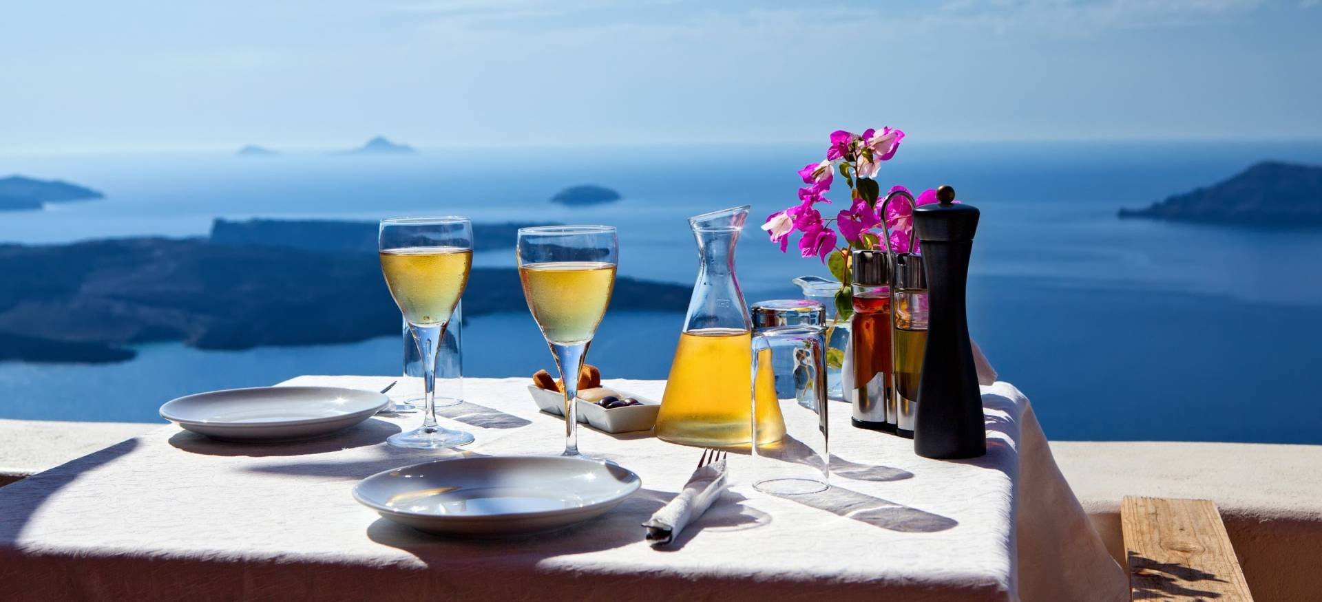 Drinks in Cyprus: Non-Alcoholic and Alcoholic