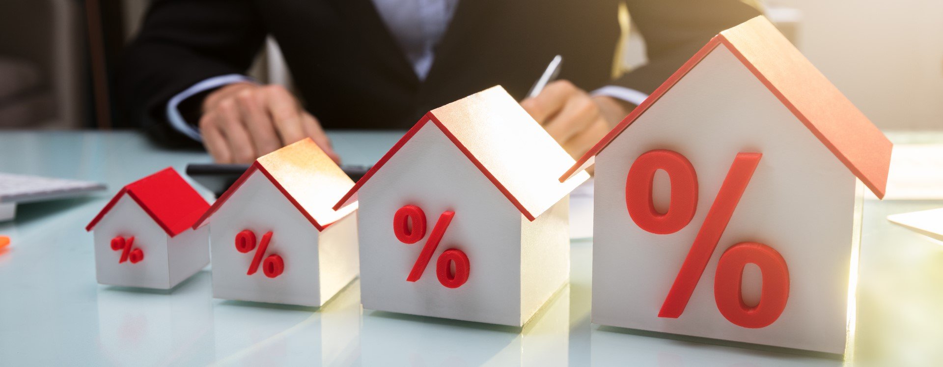 Interest Rates on Deposits and Loans in Cyprus at Historically Low Levels
