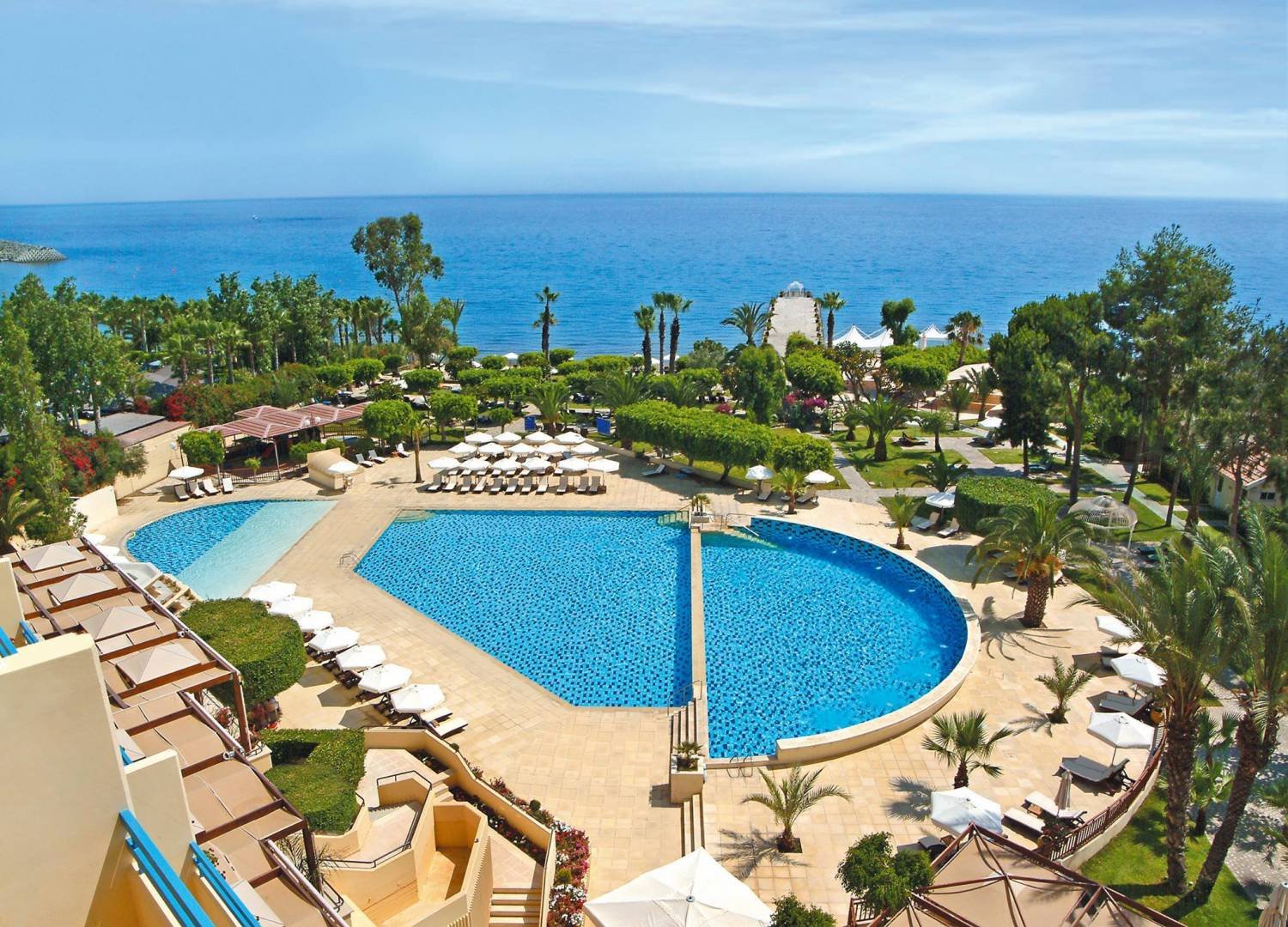 Elias Beach Hotel In Limassol Passes Into Hands Of New Management Company