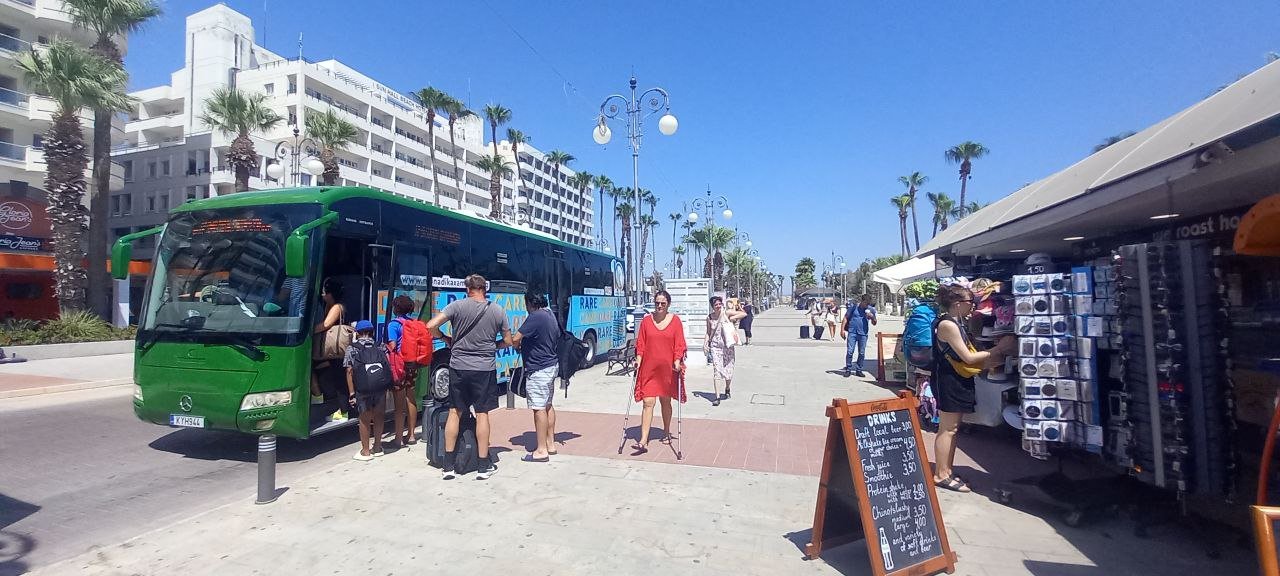 Transport in Larnaca: How to get around the city and its surroundings?