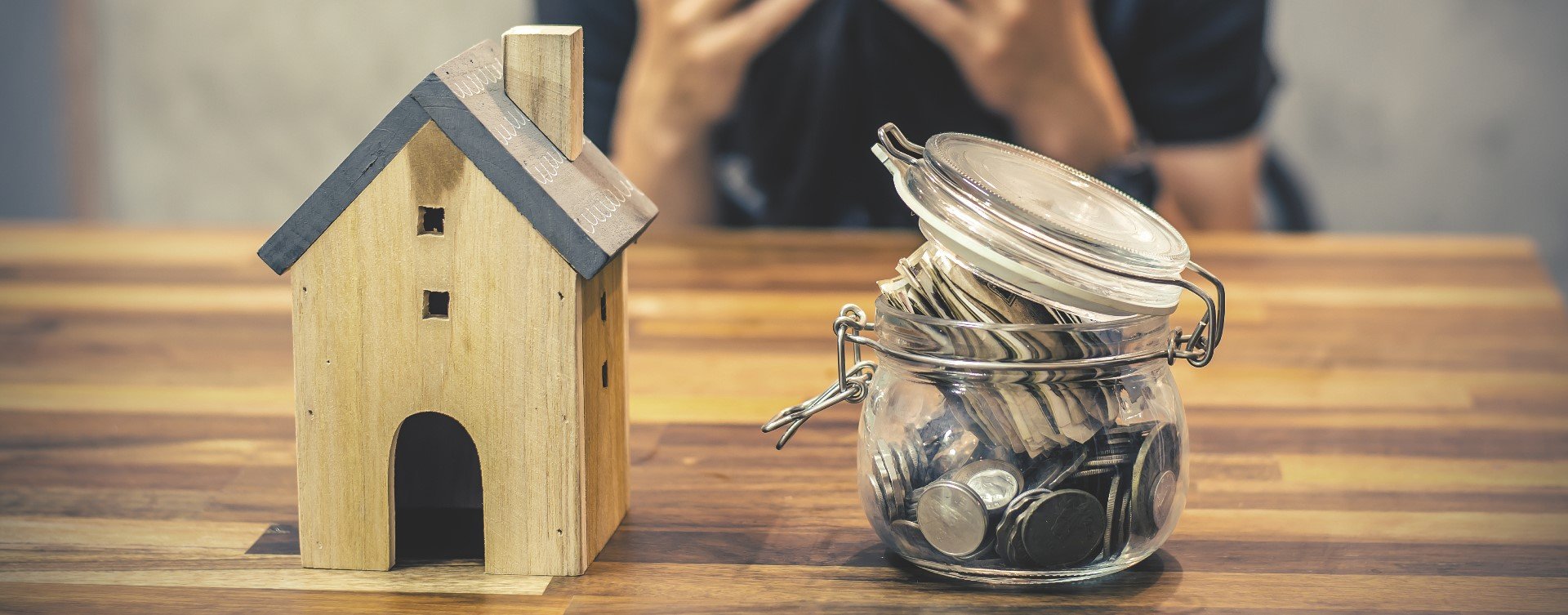 Cyprus leads in the volume of non-performing loans in the real estate sector among EU countries