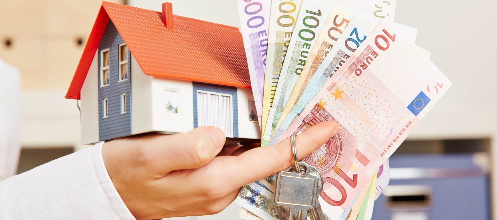 В первой половине 2023 года на Кипре продали более 11 тысяч объектов недвижимости