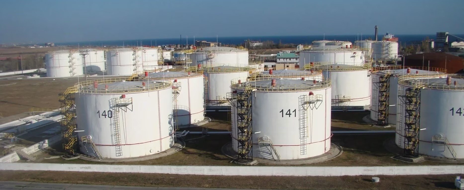 The Synergas Company Obtained Permission to Demolish Its Oil Depots in Larnaca