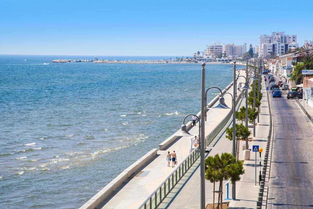 First phase of the renovation of Piale Pasha promenade has been completed in Larnaca