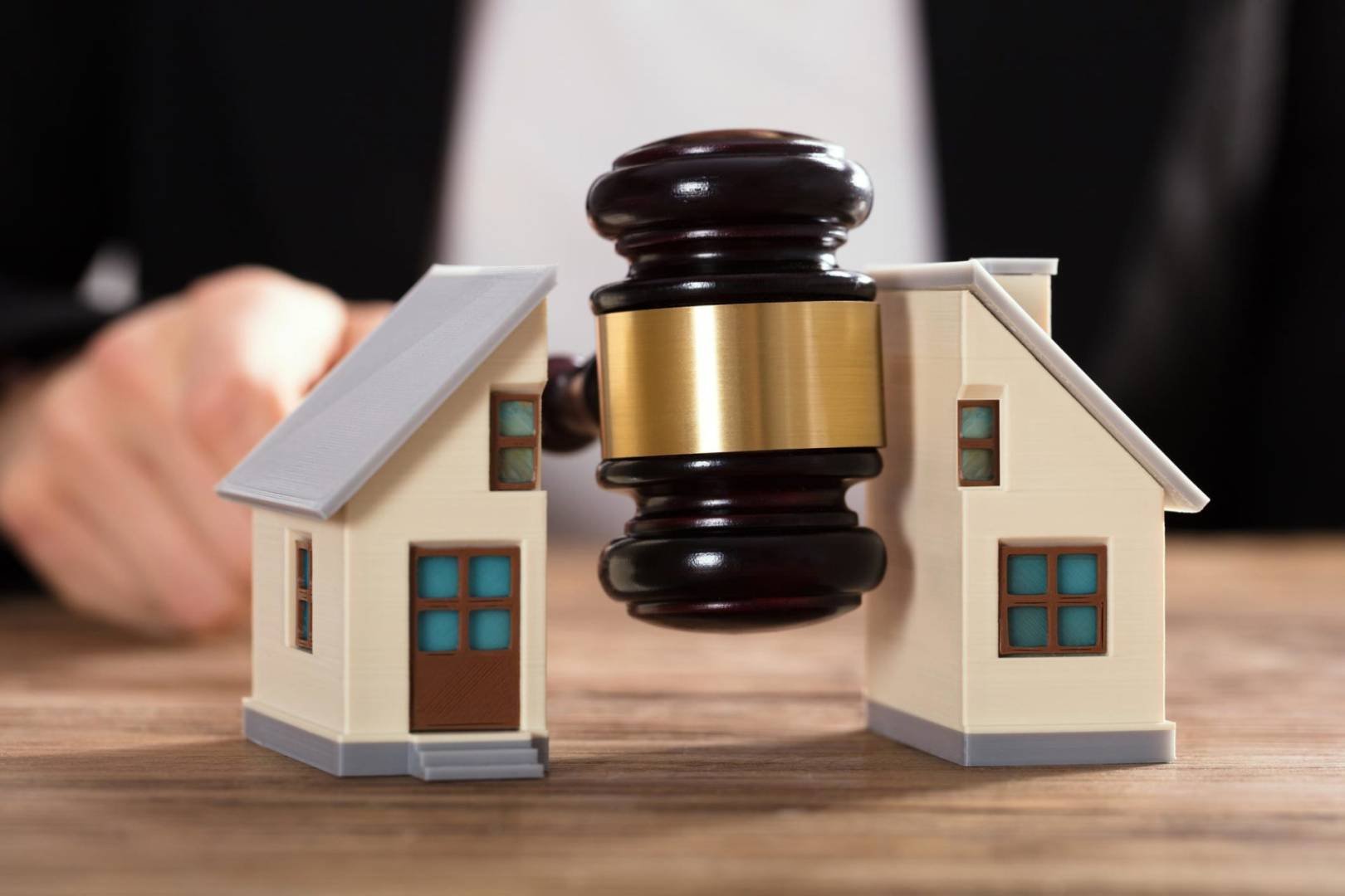 How to divide real estate during divorce in Cyprus: rules and subtleties