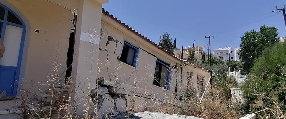 Банки требуют у собственников погасить ипотеку за разрушающиеся дома в Писсури
