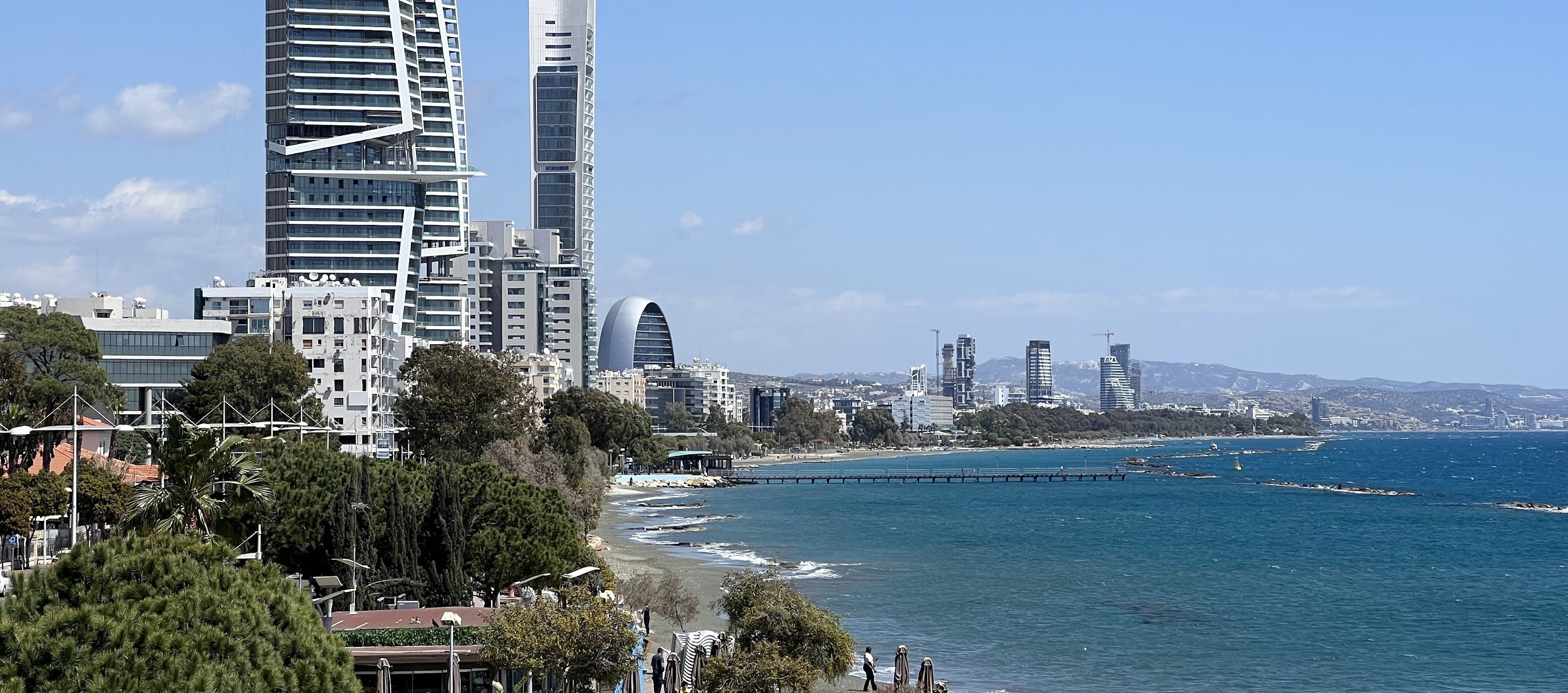 Foreigners continue to buy up real estate in Cyprus