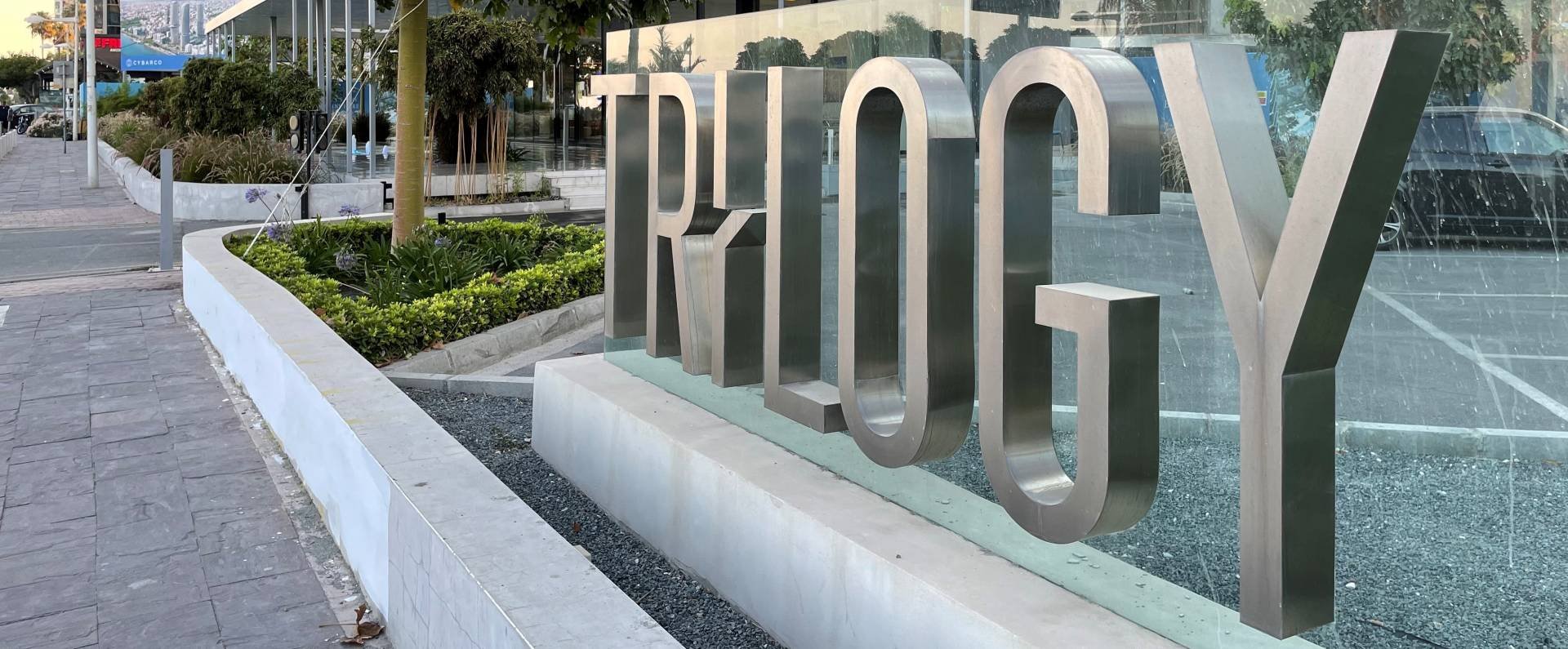 Trilogy Limassol Seafront: башни набирают высоту