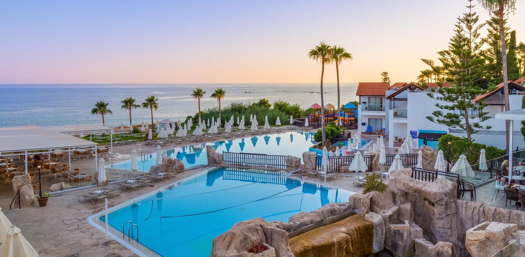 New 4-star hotel - Kapetanios Aqua Resort has opened in Paphos