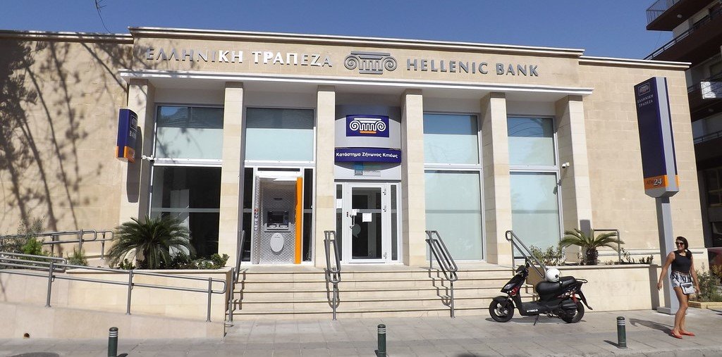 Hellenic Bank reduced the base interest rate on loans