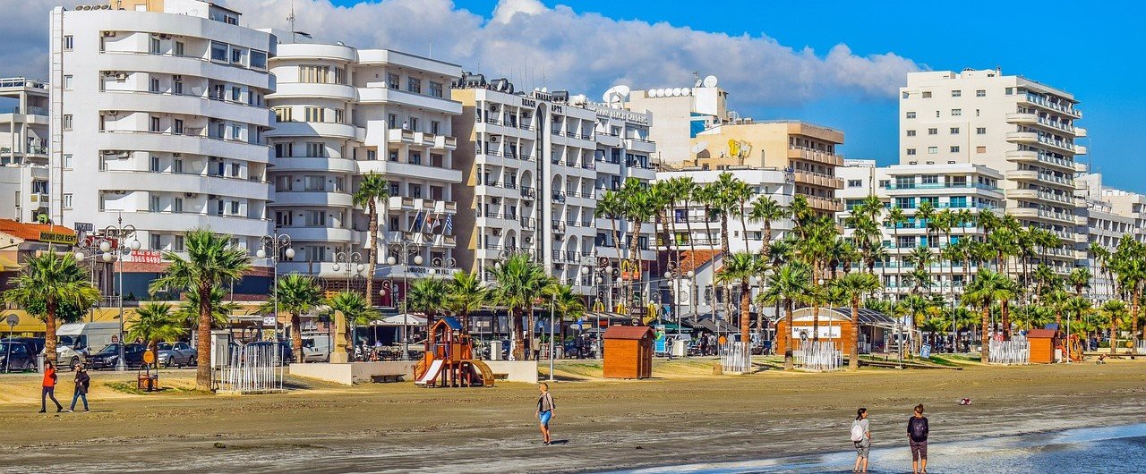 Investment in commercial real estate of Larnaca