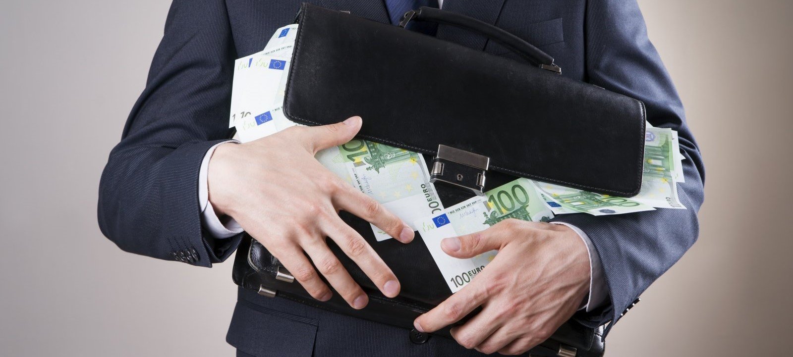 Bank of Cyprus Sells Package of NPL Worth €577 Million