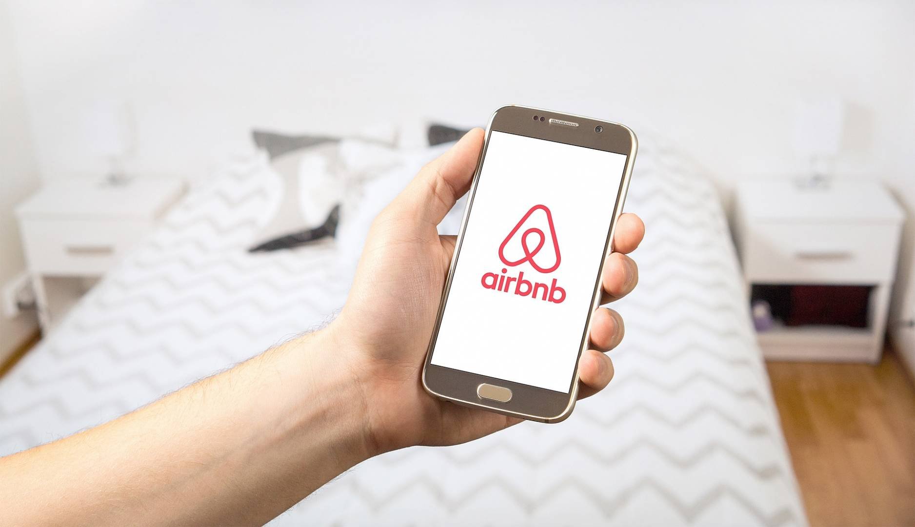 Airbnb запускает новую услугу перевода пожертвований хостам