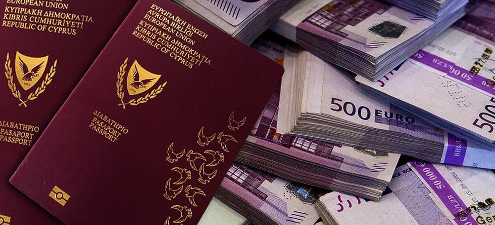 Investigation into scandalous cases involving "golden" passports in Cyprus is dragging on