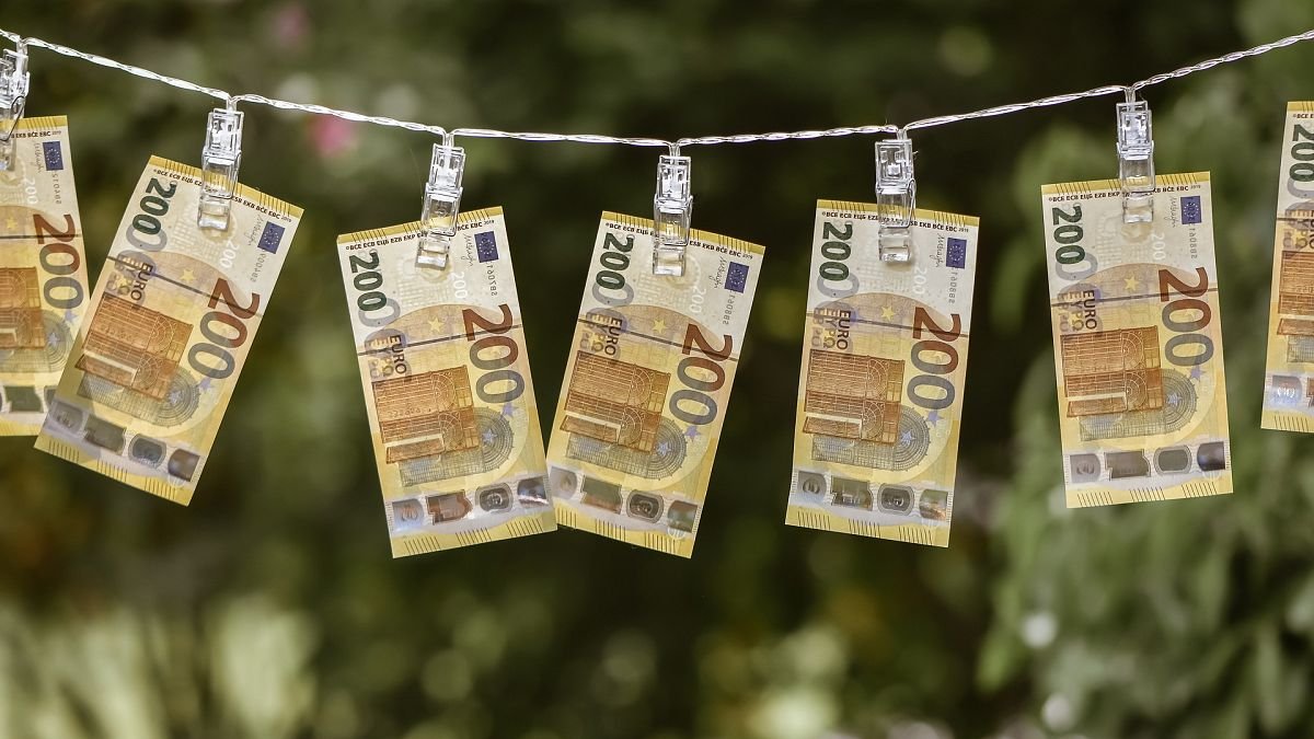 Cyprus will still restrict cash transactions