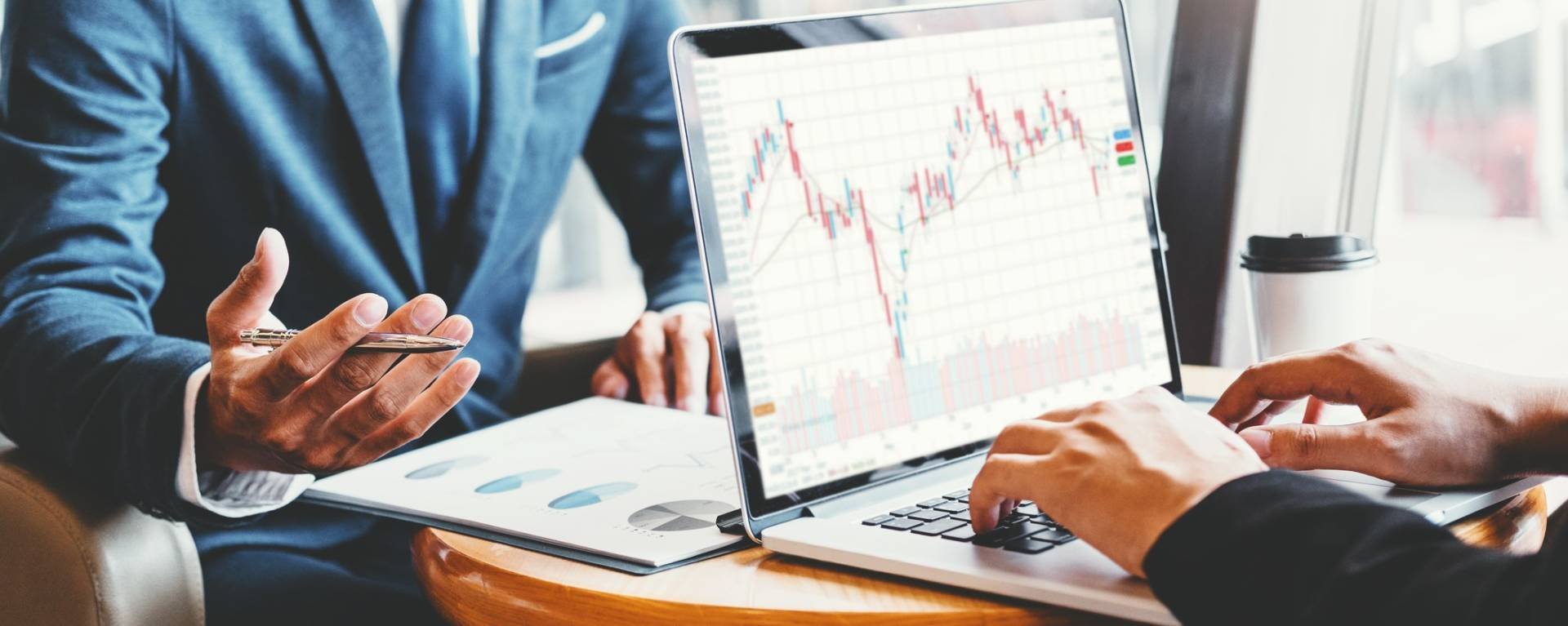 The number of new investment organizations and their assets in Cyprus decreased