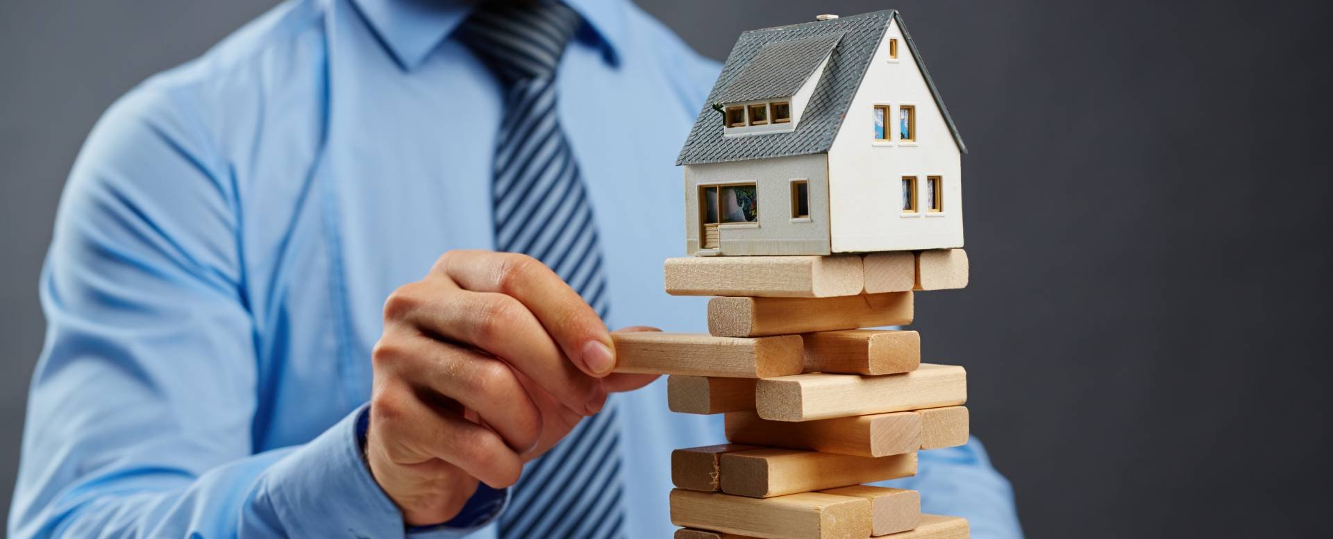 Кто лидер, а кто аутсайдер по количеству продаж недвижимости на Кипре?