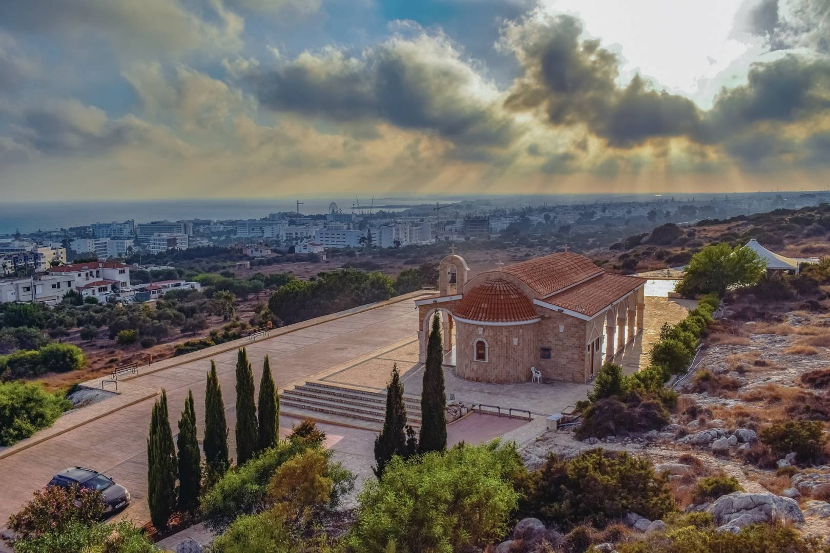 Отличия долгосрочной и краткосрочной аренды в Айя-Напе в 2023 году