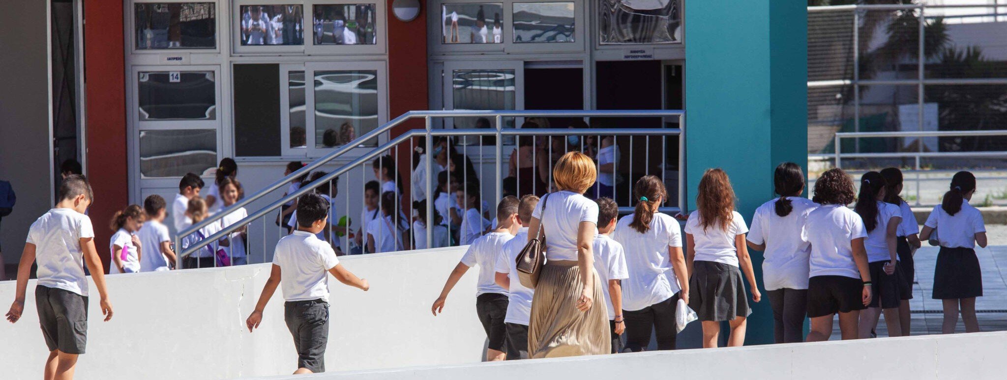 How to Enroll in a Greek School in Cyprus and Ensure Comfortable Learning for Your Child