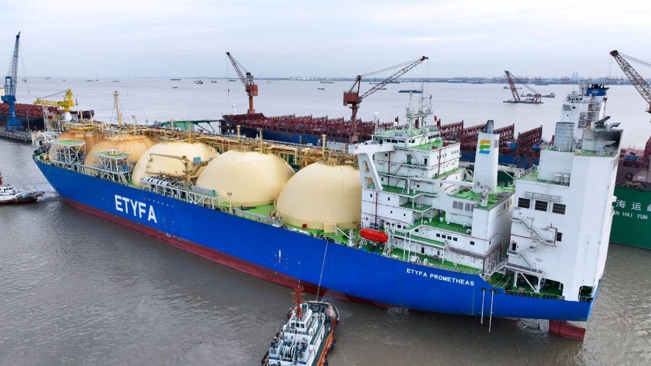 Floating unit for new LNG terminal to be delivered to Cyprus in December