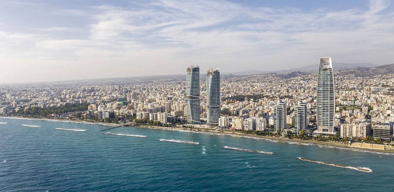 Первые собственники квартир в Trilogy Limassol Seafront получили долгожданные ключи