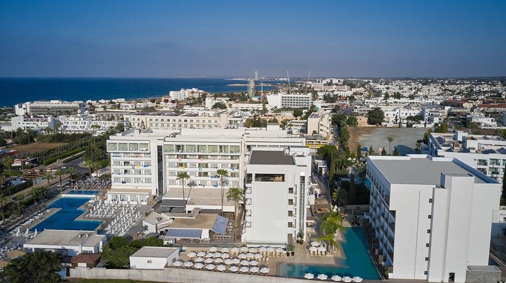 В Айя-Напе после реновации открылся отель Atlantica Sancta Napa Resort