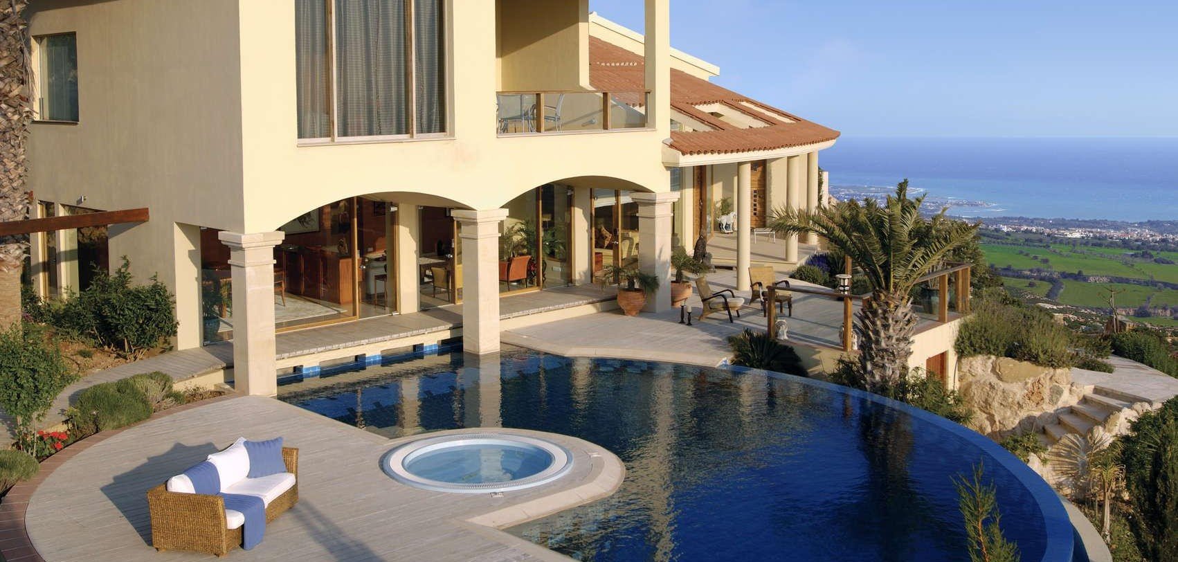 Luxury Real Estate Market Collapses in Cyprus