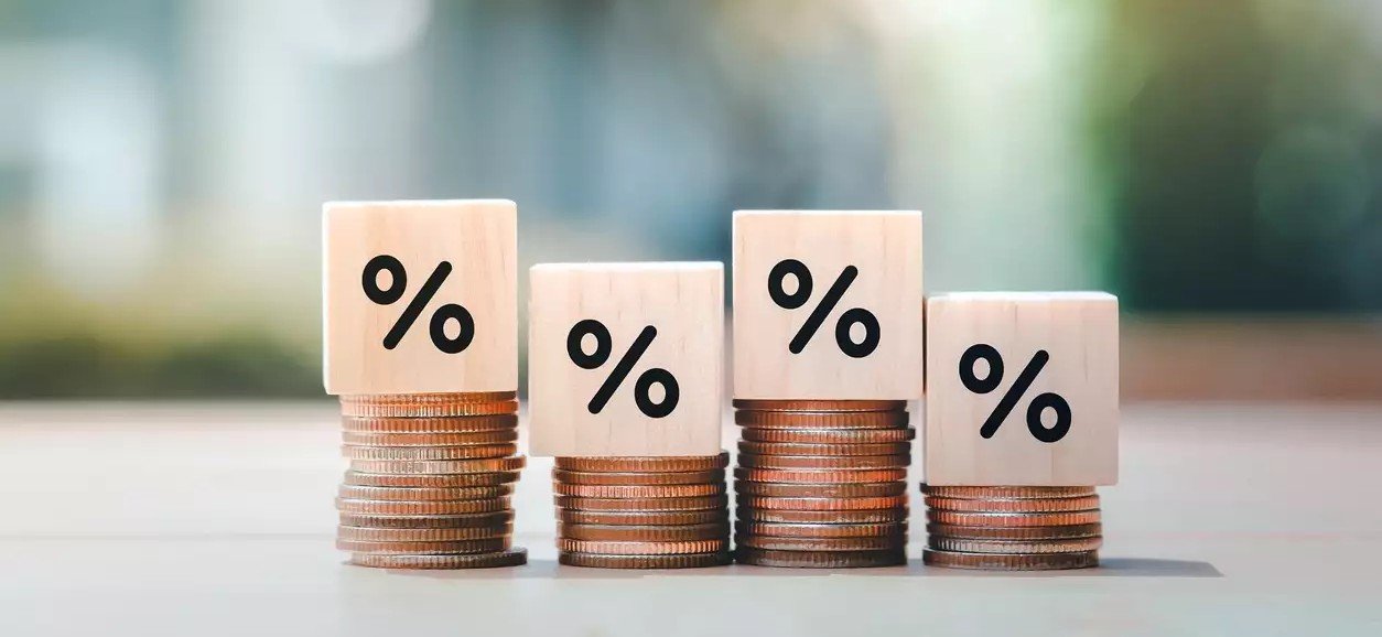 Mortgages Get More Expensive While Deposit Rates Fall: What’s Happening With Interest Rates in Cyprus