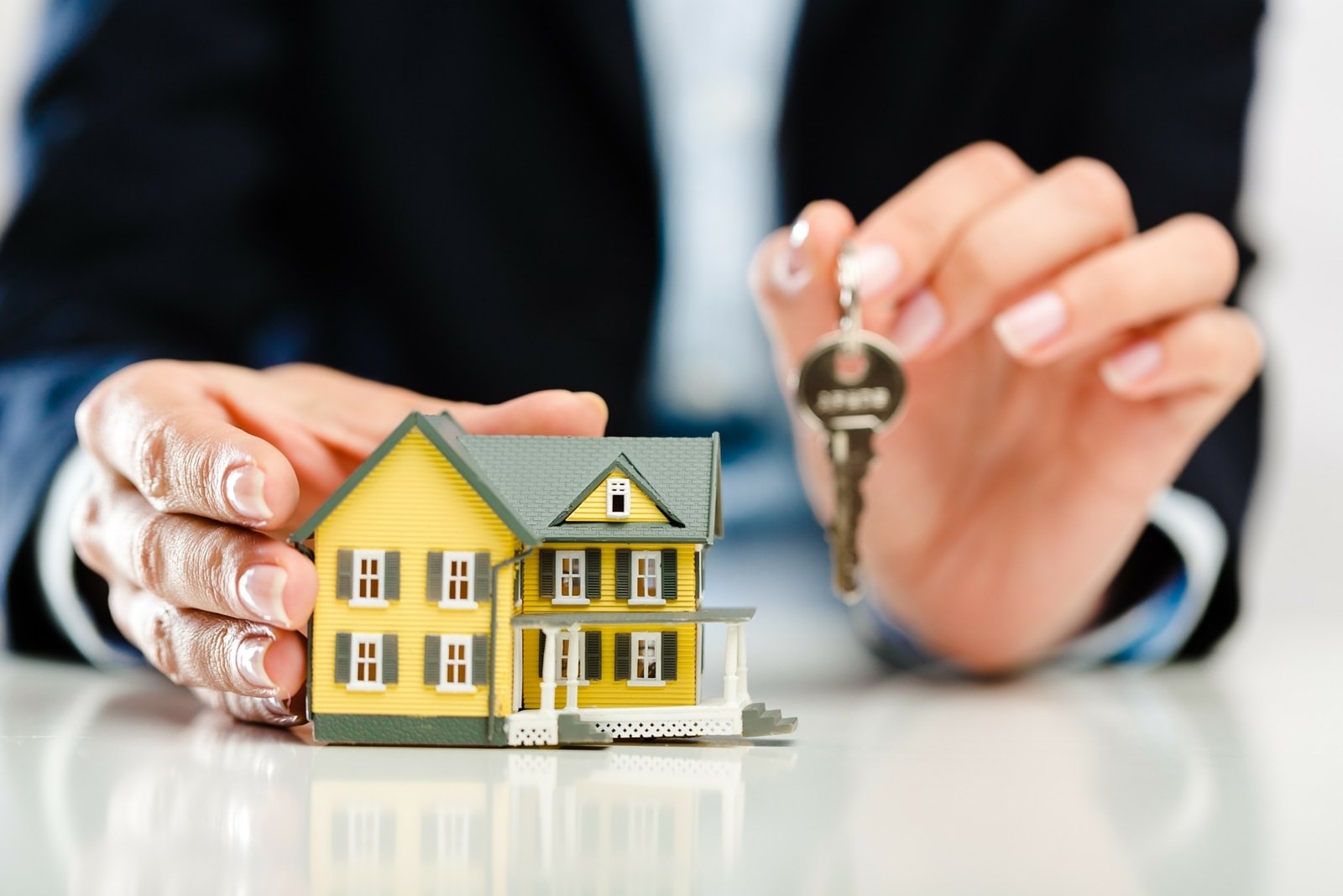 Property sales in Cyprus fell 34%