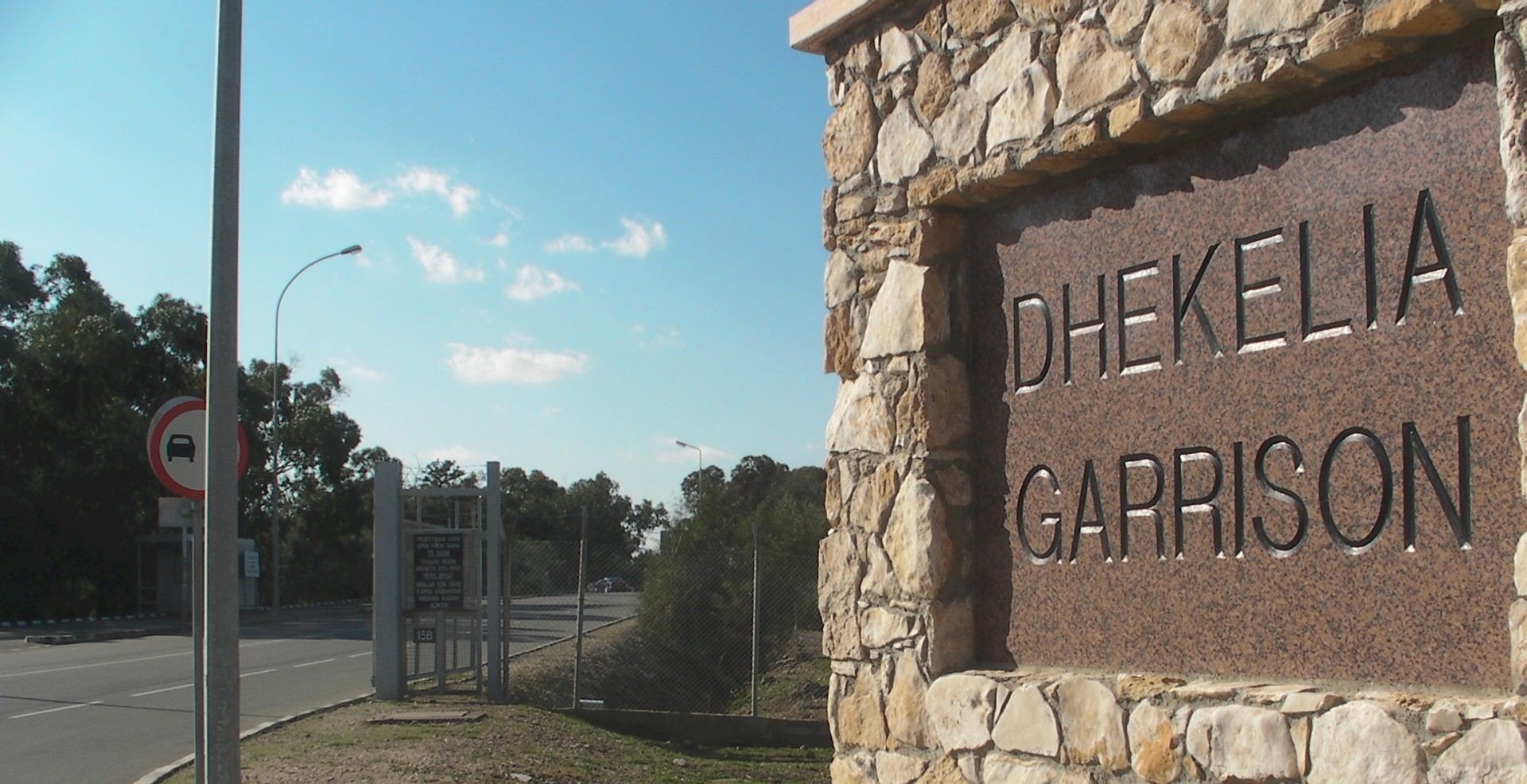 Construction of housing for British military personnel at the Dhekelia base in Larnaca