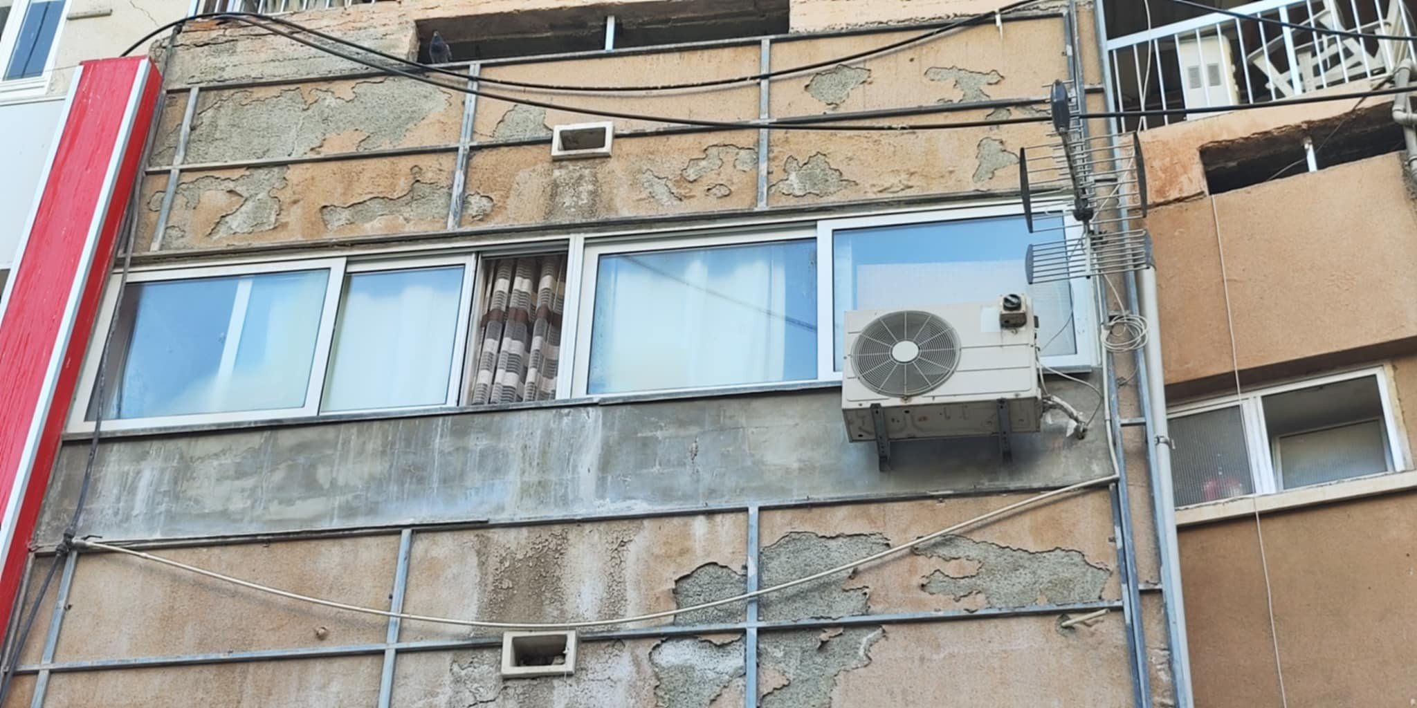 В Ларнаке обновили список аварийных зданий