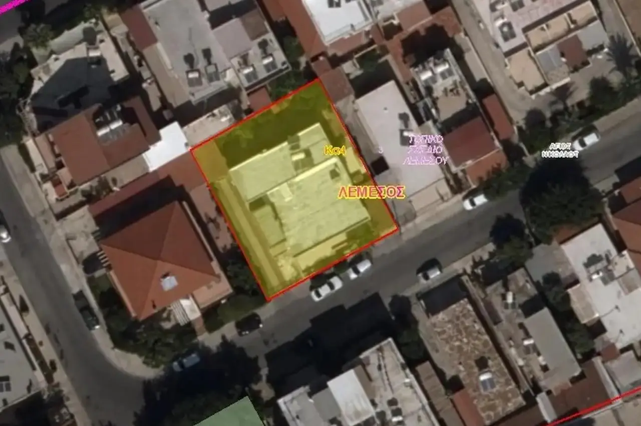  - Image 1