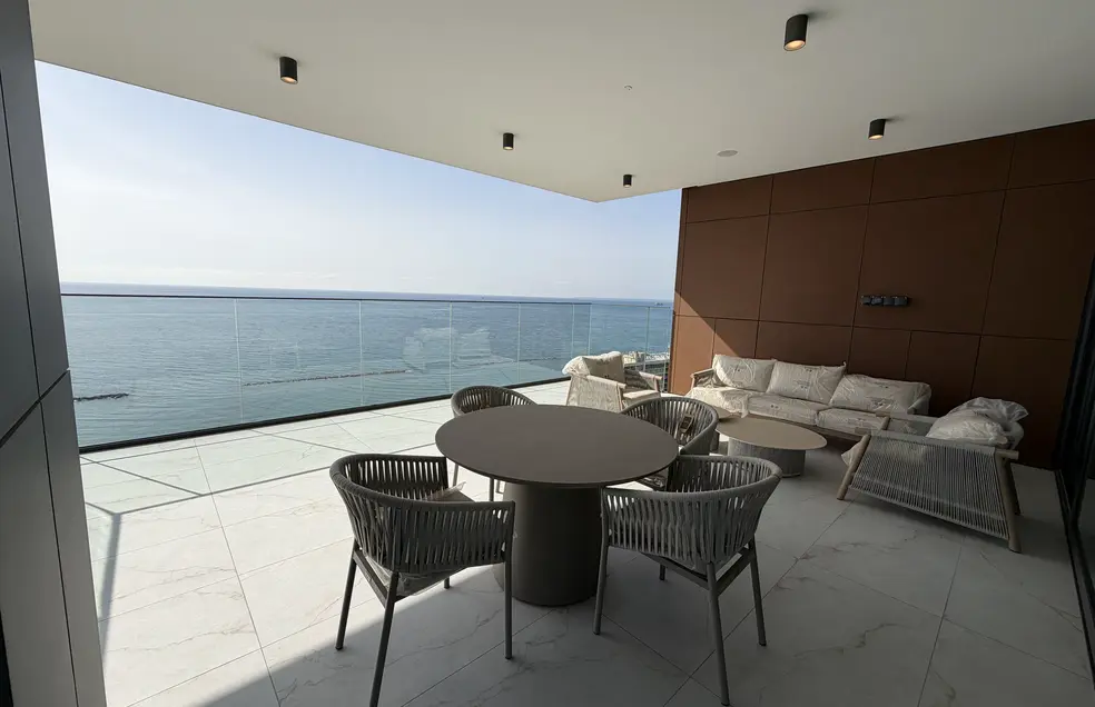 - Image 1