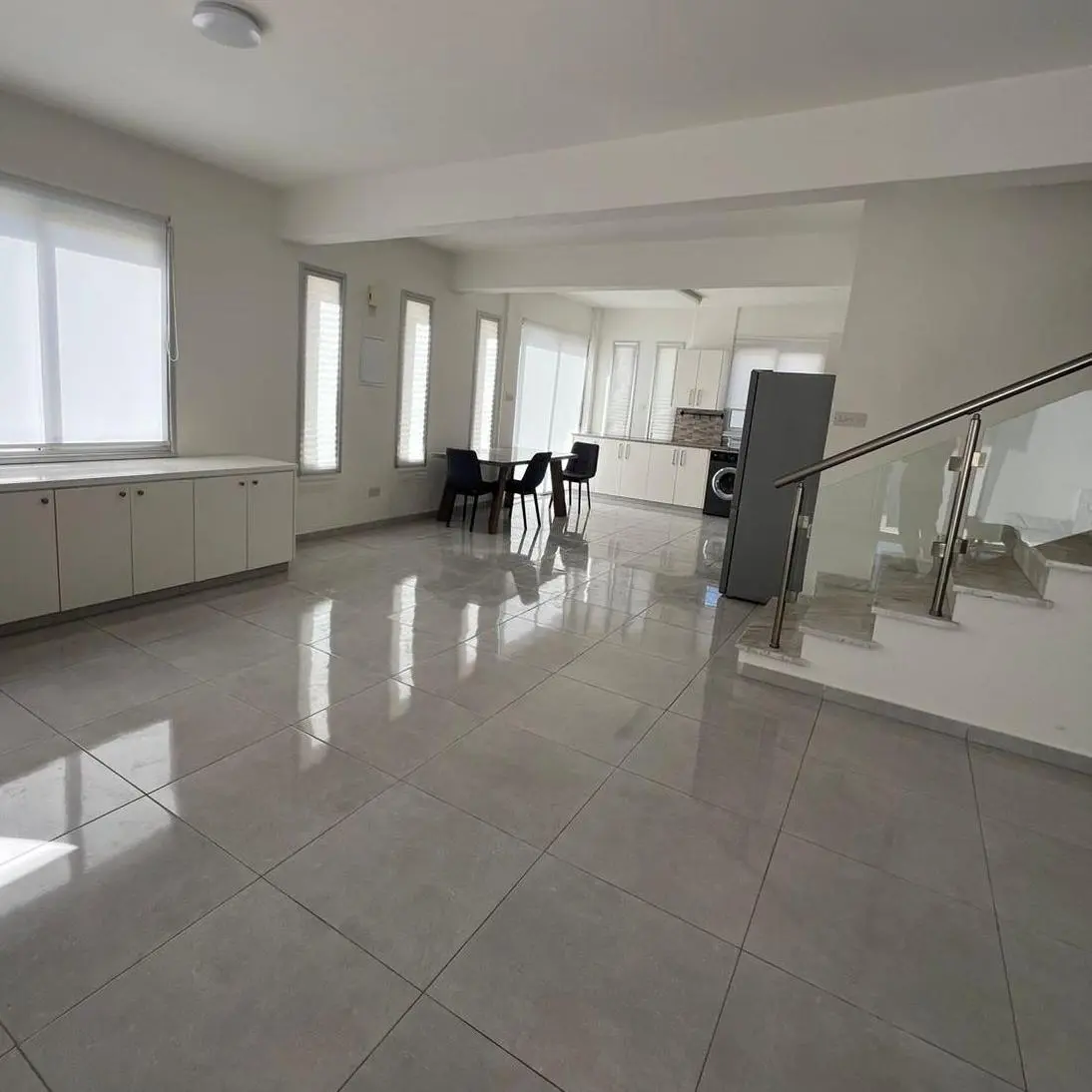 - Image 1