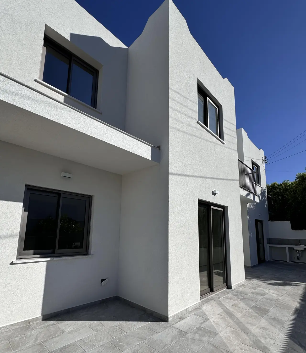  - Image 1