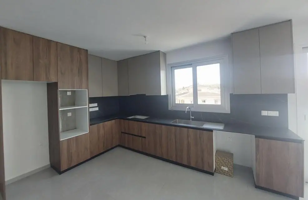  - Image 1